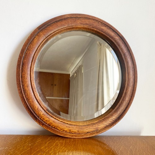 Antique solid oak - oak, circular