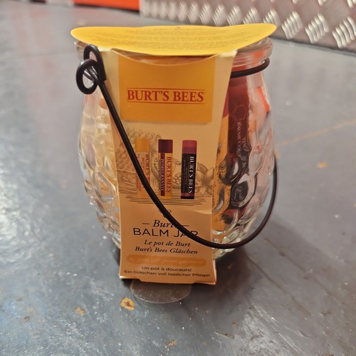 Burt bees lip balm - bees,