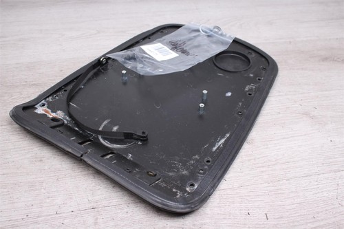 Trunk lid plate holder - , top