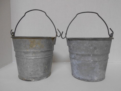 Vtg galvanized 4 - 2,