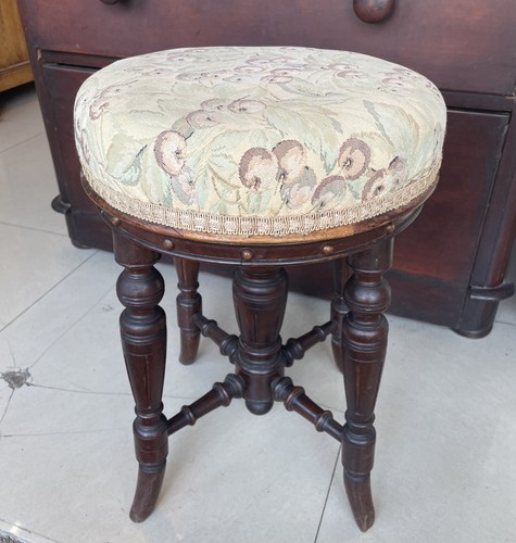 Victorian adjustable