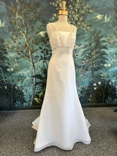 BNWT Ivory Wedding Dress AU 8 Long Train Crepe Chiffon Lace Classic Bridal Gown