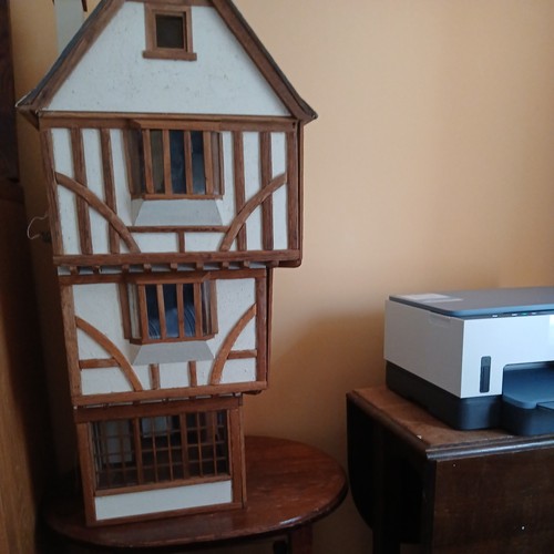 Tudor dolls house based on - house,