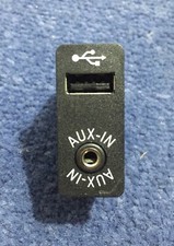 2012 BMW 7 Series USB AUX In Socket Port Plug 9237653