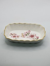 SUTHERLAND Bone China ENGLAND