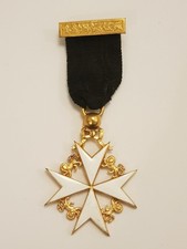 Gilt Metal & Enamel Masonic Knights Templar Order of St. John Breast Jewel