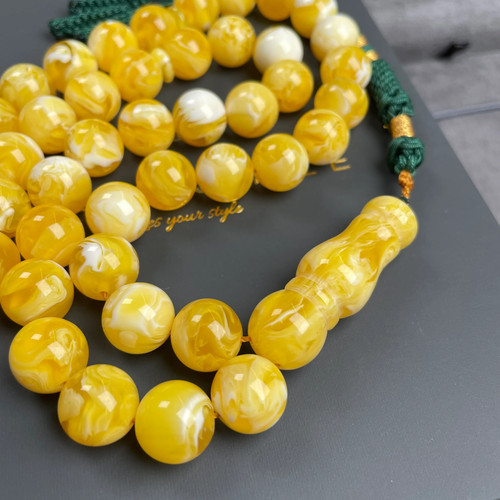 White pressed amber - amber, style