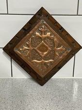 ANTIQUE ARTS & CRAFTS CARVED