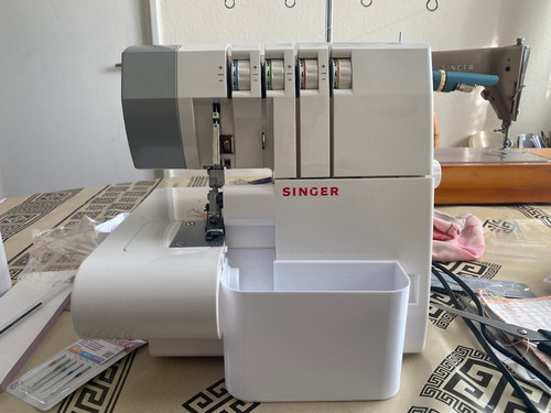 Singer 14sh75 s010l overlocker - 14sh75/s010l,