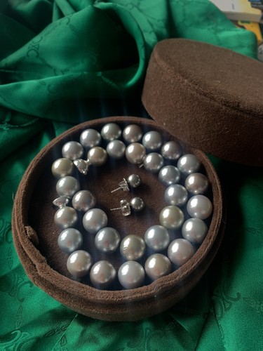Mikimoto pearl necklace - mikimoto,