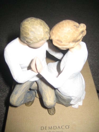 Willow tree figurine around - figurine,