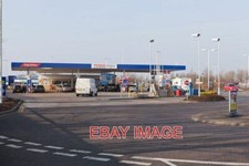 PHOTO  TESCO EXTRA FILLING STATION WINNALL RIGHT NEXT TO THE BIG TESCO SUPERMARK
