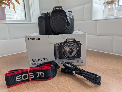 Canon eos camera - canon,