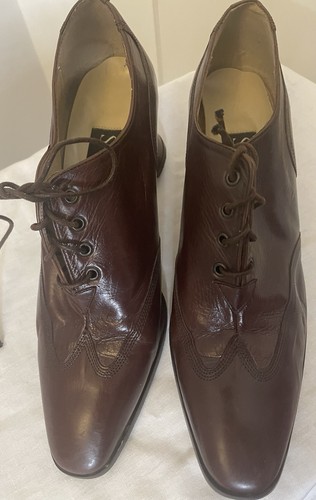 Brown leather laced shoes - leather,