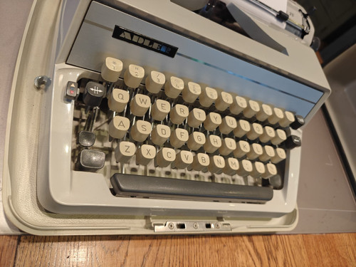 Vintage adler gabrielle - gabrielle, 25