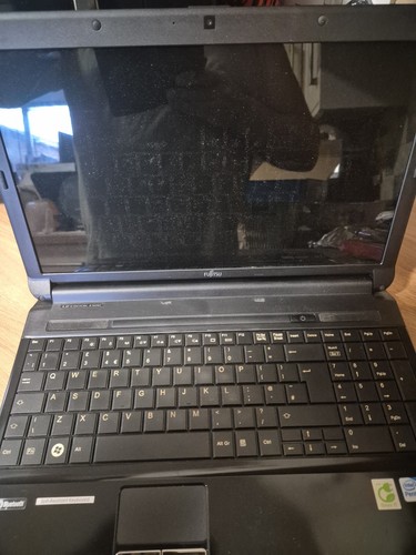 Fujitsu lifebook ah530 - lifebook,