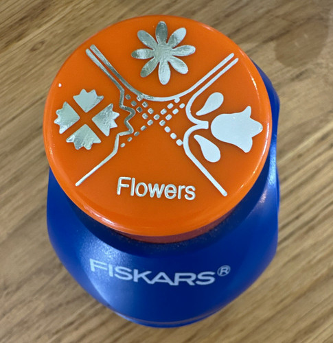 Fiskars flower shape paper - fiskars,