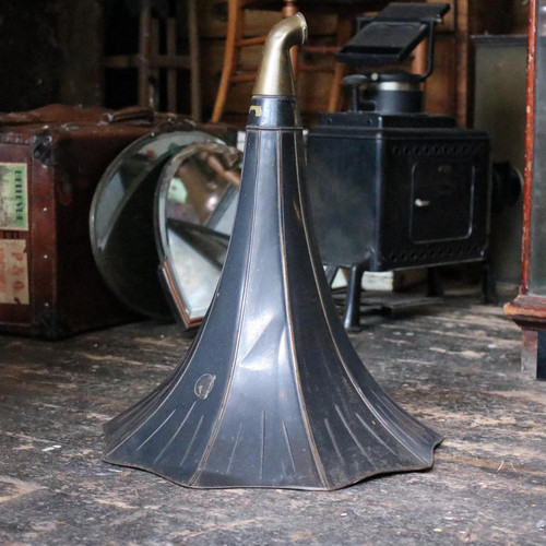 Early 20th century gramophone - early,