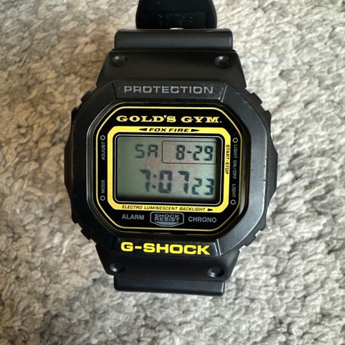 Casio shock 5600 - casio, gold's