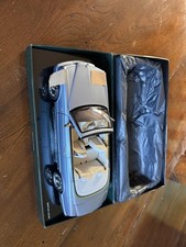 Bentley AZURE Minichamps 1:18  FOUNTAIN BLUE -Rare. Never used original stickers