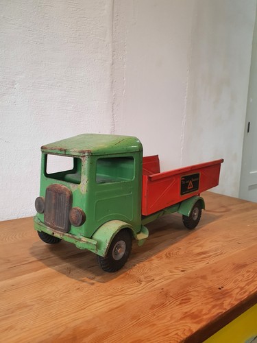 Triang lines brothers 1947 - brothers,