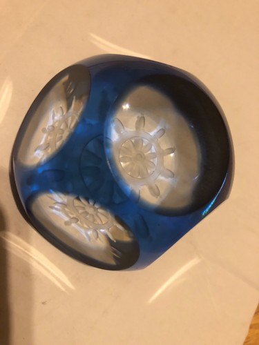 Royal doulton paperweight - doulton,