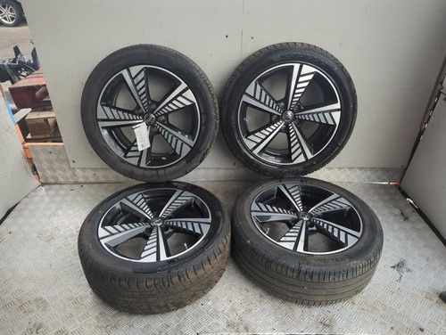 Exclusive hatchback 5 - mg,