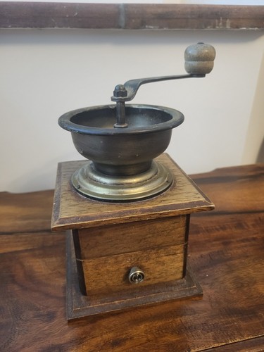 Vintage wooden coffee grinder - wooden,