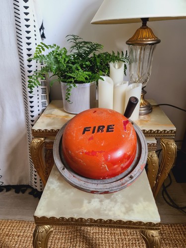 Retro vintage fire - alarm, bell