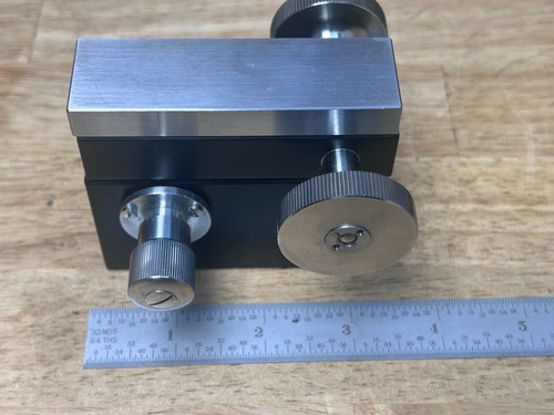 Microscope optical focus - /,