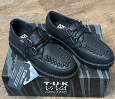 TUK-VIVA II Low Creeper Black