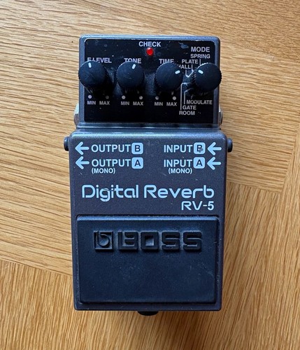 Boss digital reverb - boss, rv-5