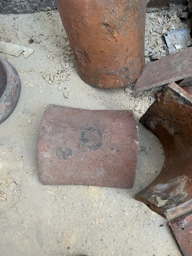 Reclaimed ridge tiles - reclaimed, buff