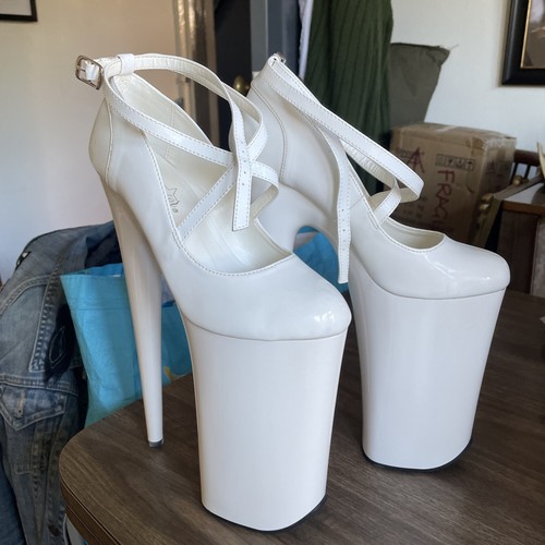 Pleaser beyond white - white, patent