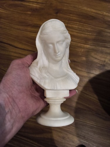 Vtg carved alabaster bust - vtg, of
