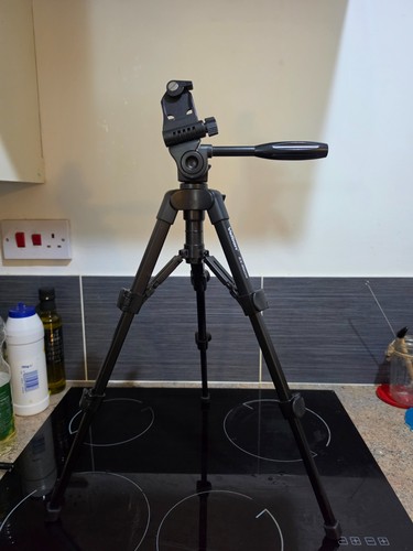 Foldable metal tripod for - foldable,