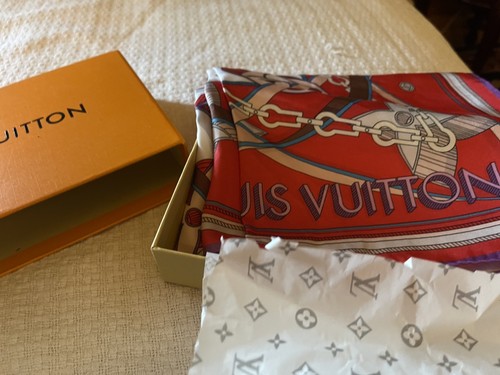 Authentic 100 silk sq - lv,