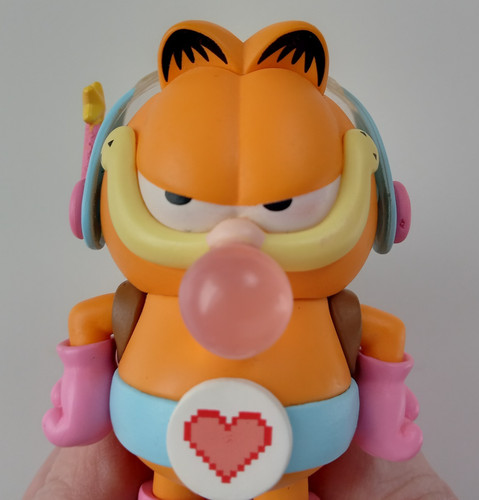 Pop mart bubblegum fighter - pop,