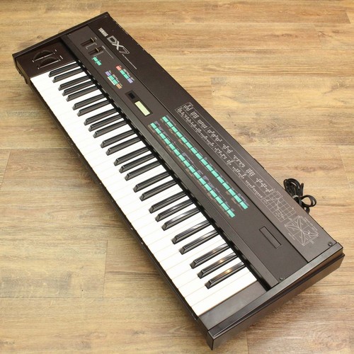 Yamaha dx7 digital - yamaha, fm