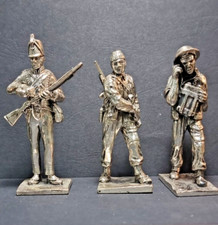 silver soldiers metal  figures x3
