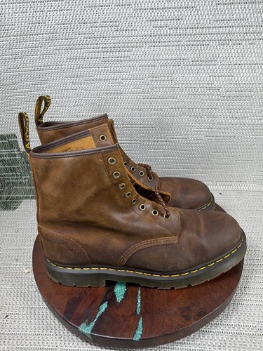 Martens boots mens size 13 - dr,