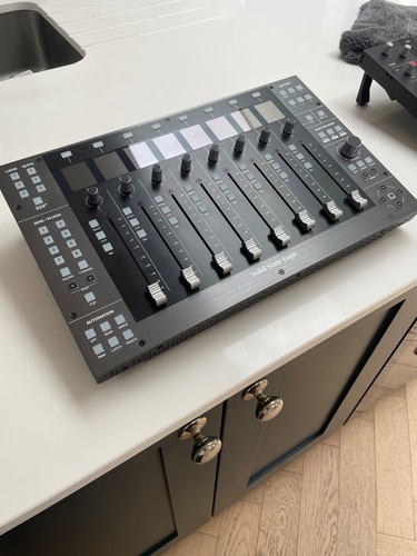 Excellent condition solid - excellent, condition-