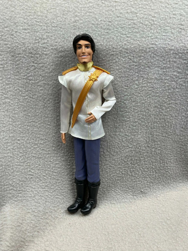 Mattel disney flynn rider doll - rider,