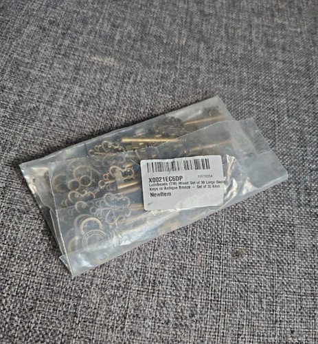 Mixed set keys antique - 30,