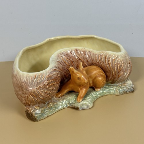 Red squirrel posy - red,