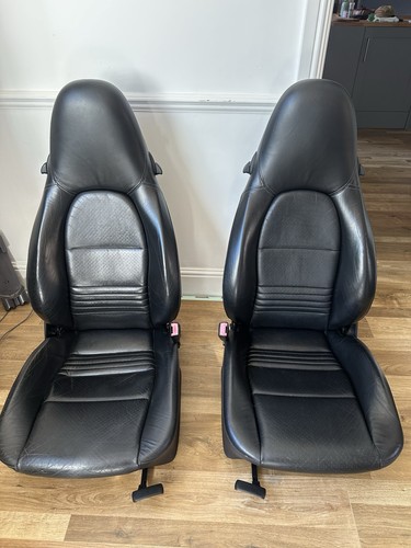 996 911 seats full - 911,