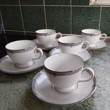 Set of 5 Wedgwood Amherst Cups