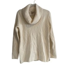 Vertical Design Cream Lambs