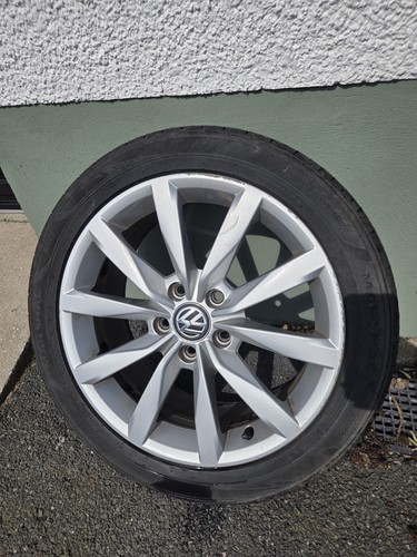 Genuine volkswagen golf - 17",