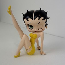 Betty Boop Yellow Leg Up